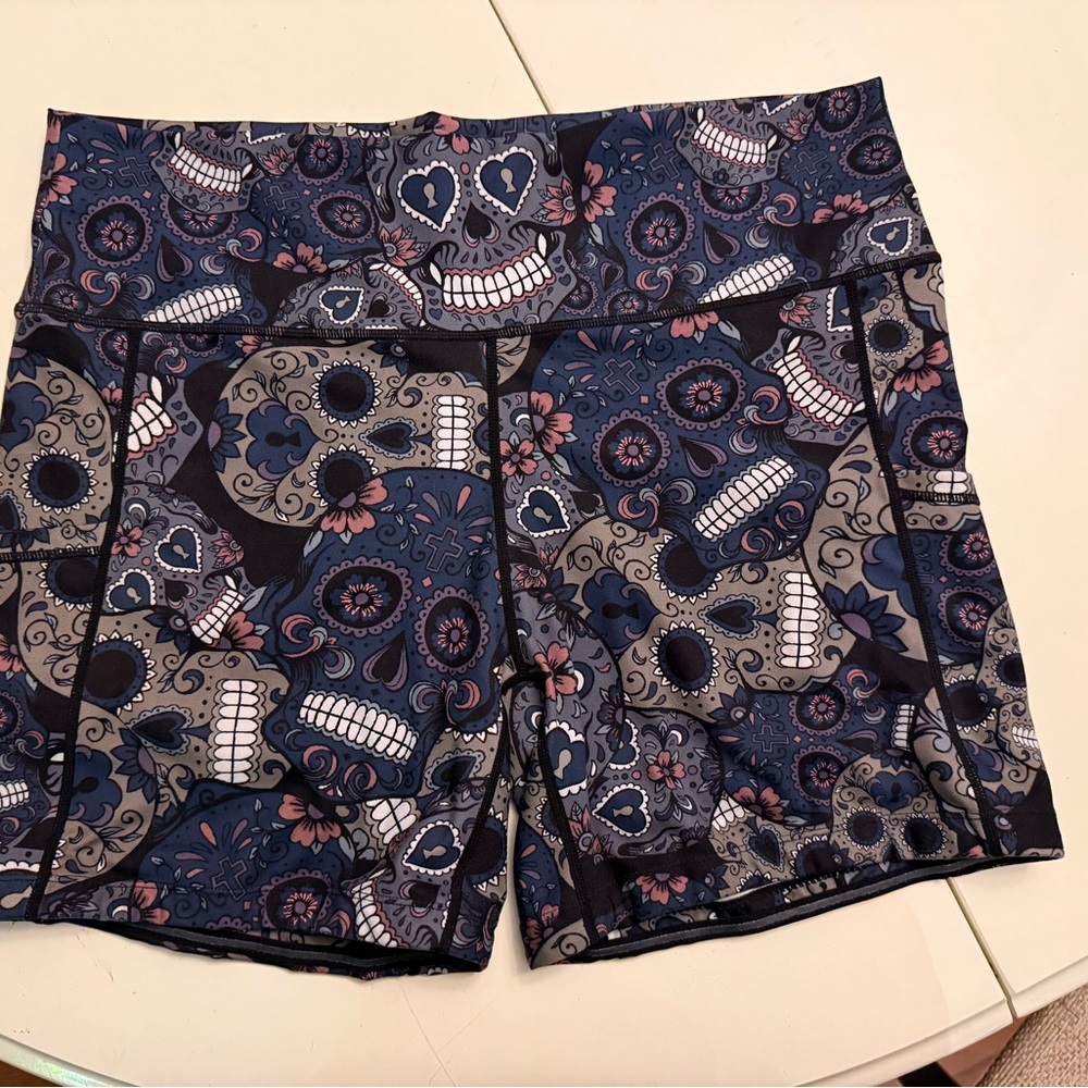 Constantly Varied Gear Skull Pattern Women's Athletic Shorts